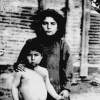 Հայ որբեր Դեր-Զորում, 1919թ.  Դավիթ Ադամյանի հավաքածու 